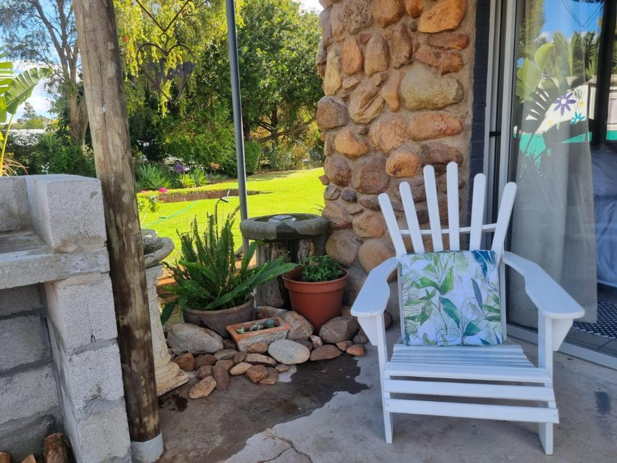 Angel 8 Airbnb Apartment 2 Робертсон Екстериор снимка